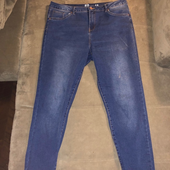 Really Cute Charlotte Russe Jeans - Picture 1 of 3